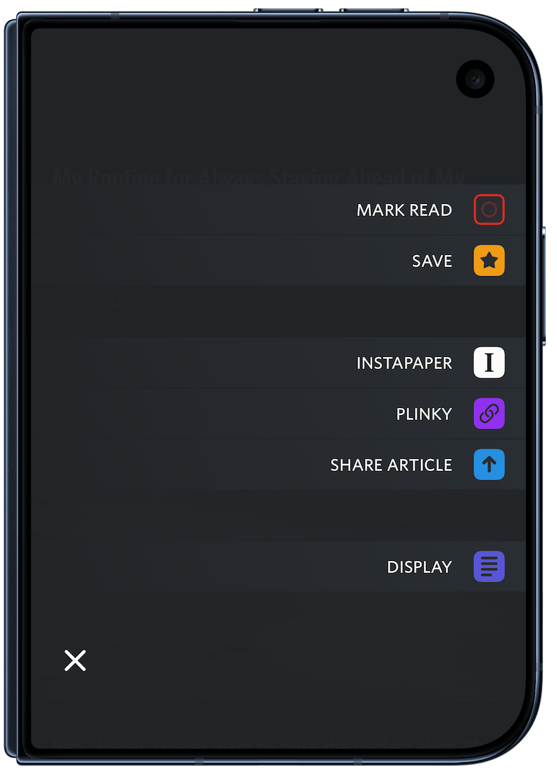 Swipe-left menu of an article on a closed iPhone Duo